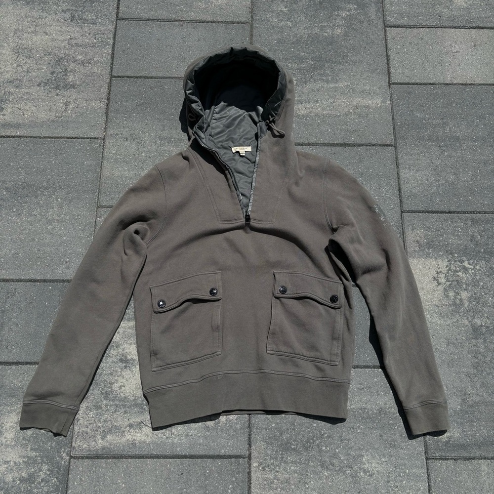 Burberry pocket hooded pullover